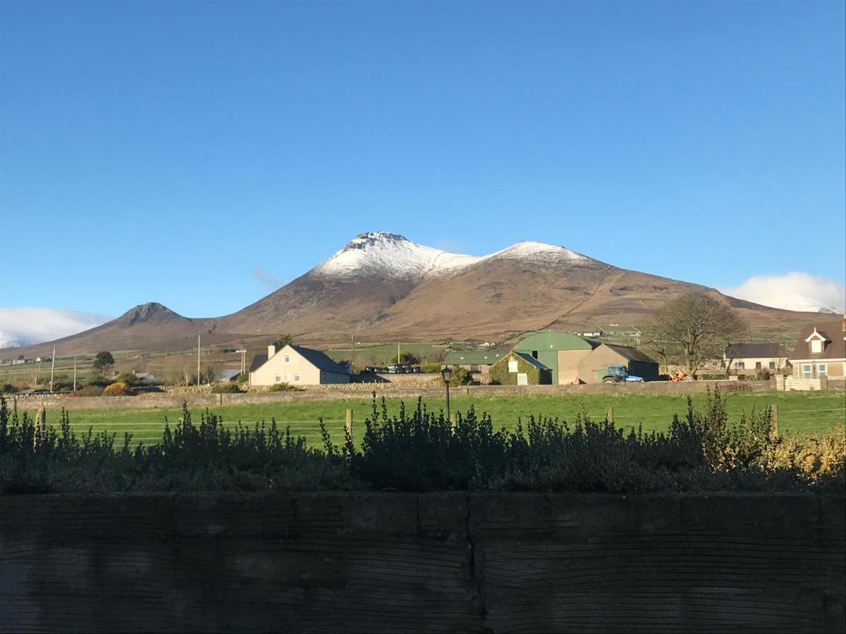 Lovely 2-Bed Cottage At The Foot Of The Mournes Newry Esterno foto