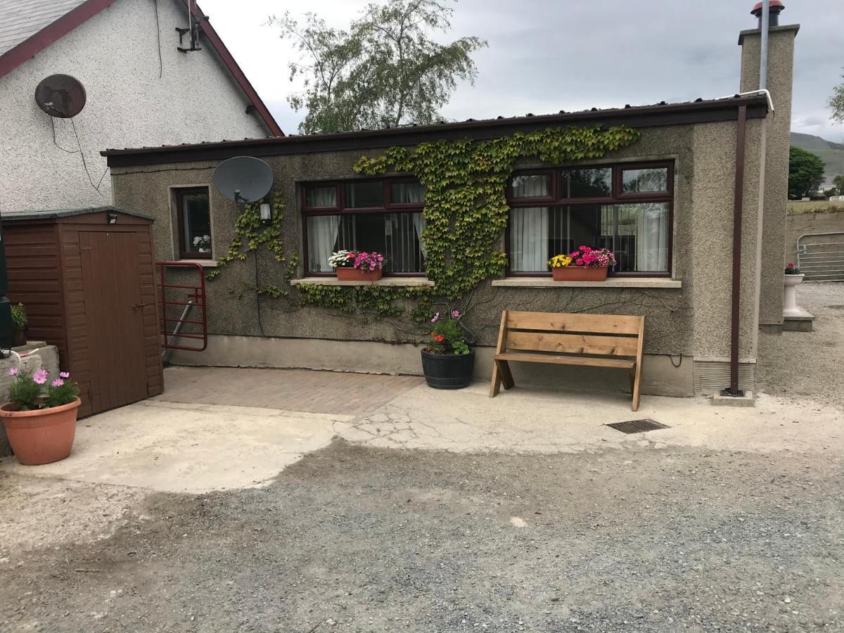 Lovely 2-Bed Cottage At The Foot Of The Mournes Newry Esterno foto