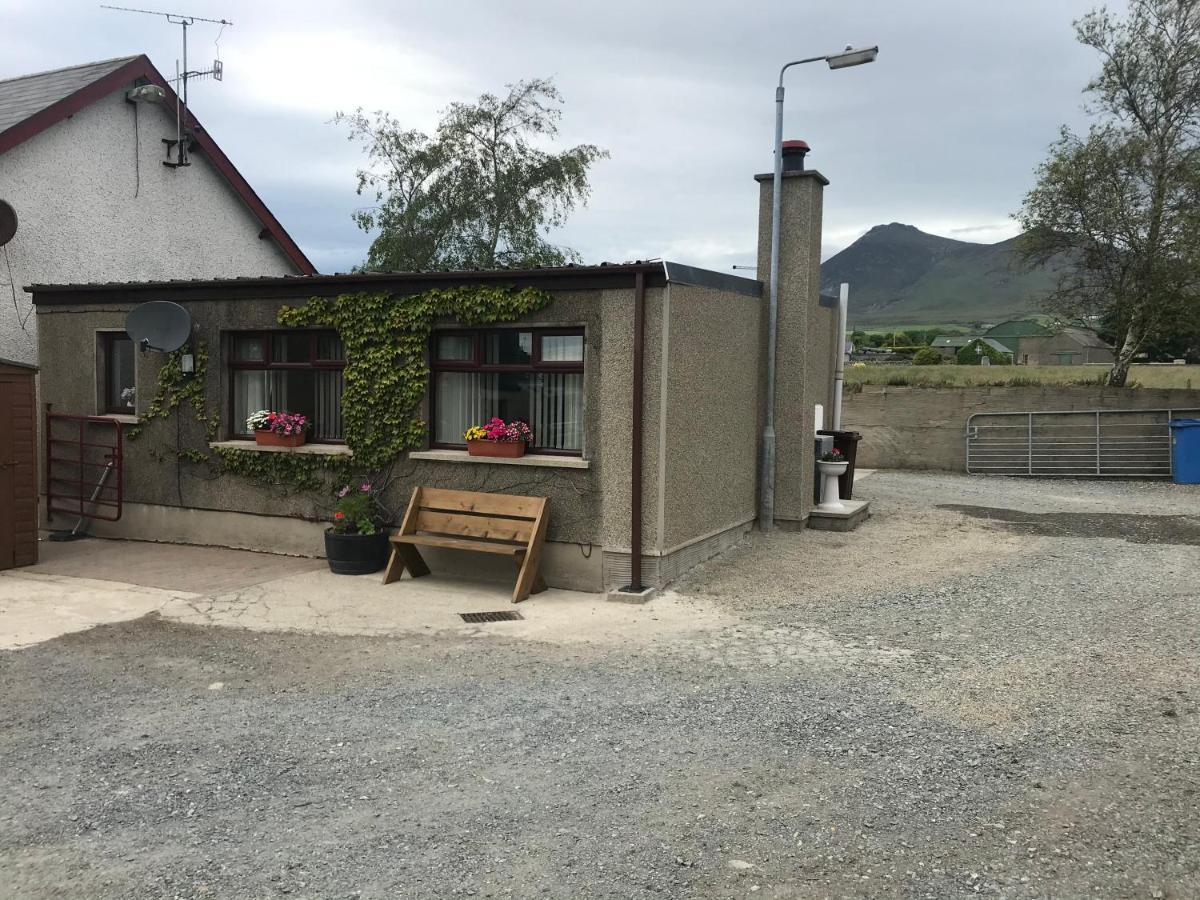 Lovely 2-Bed Cottage At The Foot Of The Mournes Newry Esterno foto